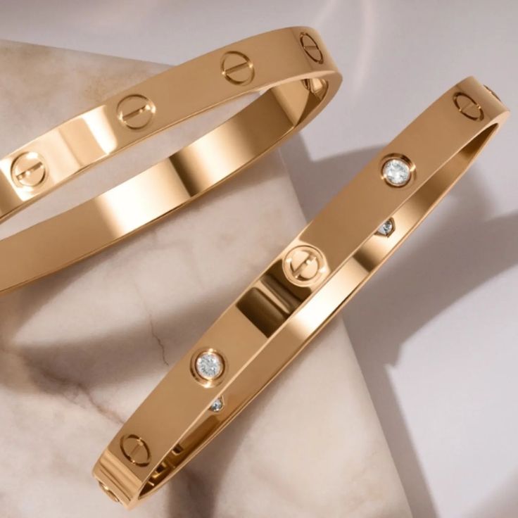 BUY 1 GET 2 – D&G 504r Sonnenbrille + Love Diamonds CR Armband